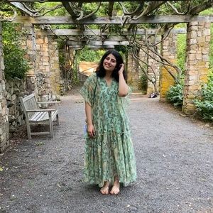 Meet your Posher, Zara